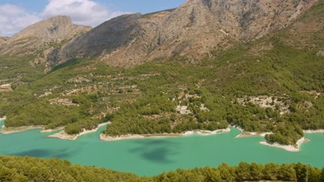 Türkis-Fluss-Blick-Landschaft-Spanien-Alicante-Berg