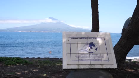 Enthüllung-Des-Pico-Berges-Auf-Den-Azoren,-Aufgenommen-Auf-Einem-Gimbal