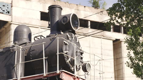 Antique-Kukushka-Train-Display-On-Sunny-Day-In-Borjomi-Bakuriani,-Georgia