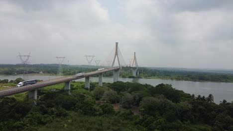 Ingeniero-Antonio-Dovali-Jaime-suspension-bridge-in-Minatitlan,-Veracruz-passing-over-Coatzacoalcos-river-in-Mexico