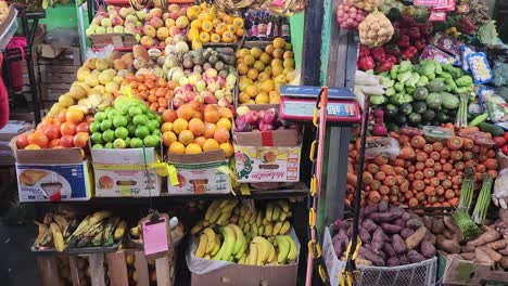 Video-Von-Einem-Obst--Und-Gemüsemarkt-2