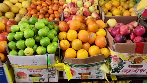 Video-of-a-fruit-market