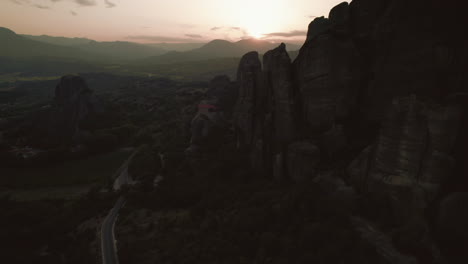 Dawn-aerial-among-majestic-rock-formations-of-Meteora-and-its-monasteries