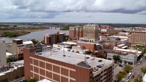 Aerial-downtown-wilmington-nc,-north-carolina-along-the-cape-fear-river