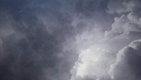 Thunderstorm-and-dark-sky-in-the-cumulonimbus-clouds