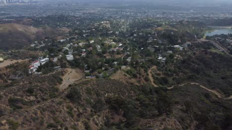 Hollywood-Schild-In-Los-Angeles,-Kalifornien,-Per-Drohne-4k-1