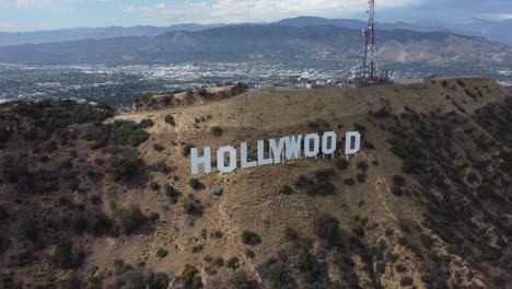Hollywood-Schild-In-Los-Angeles,-Kalifornien,-Per-Drohne-4k-12