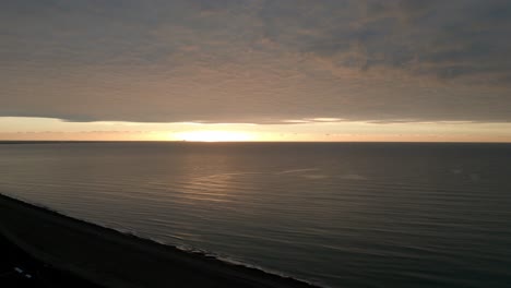 Beautiful-sunrise-sky-over-Winchelsea-Beach-with-wildlife-and-sea