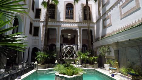 4K-Footage-of-Interior-of-a-Riad-in-the-Medina-of-Fez-1