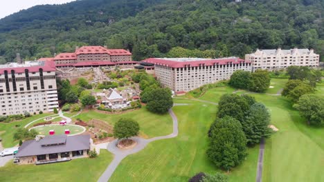 4K-Drone-Video-of-Convention-Center-and-Golf-Course-at-Grove-Park-Inn-in-Asheville,-NC-on-Sunny-Summer-Day-4