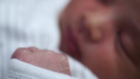 Close-Up-View-Of-Dry-Broken-Skin-On-New-Born-Baby's-Hand