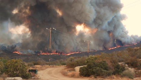 Fairview-Fire-Raging-Amidst-Tropical-Storm-Kay-Near-Hemet-In-Southern-California