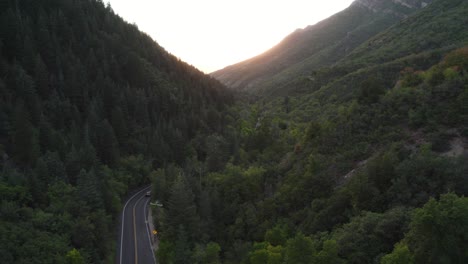 Wunderschöne-Utah-Natursommerlandschaft-Der-Canyon-Road-In-Millcreek,-Salt-Lake-City