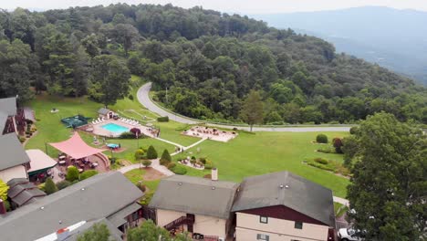 4K-Drone-Video-of-Mountainside-Resort-at-Little-Switzerland,-NC-on-Summer-Day-9