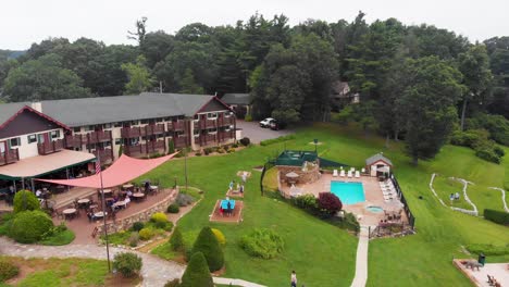 4K-Drone-Video-of-Mountainside-Resort-at-Little-Switzerland,-NC-on-Summer-Day-5