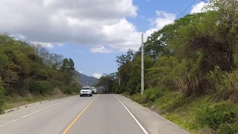 Hyperlapse-Einer-Ländlichen-Straße-Der-Dominikanischen-Republik