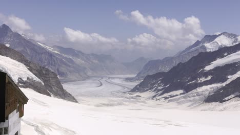 Vista-Del-Gran-Glaciar-Aletsch,-Alpes,-Suiza