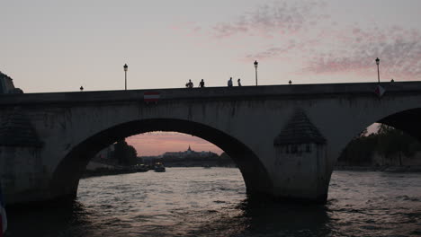 Paris---Bilder-Aus-Der-Seine---Brücke