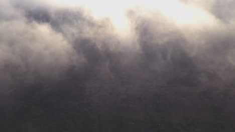 Impresionantes-Imágenes-Cinematográficas-Sobre-Las-Nubes