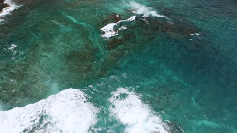 Waves-And-Pristine-Ocean-At-Punaluʻu-Black-Sand-Beach-On-The-Big-Island-Of-The-U