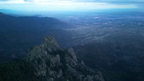 Sandia-Mountain-Range,-New-Mexico-USA