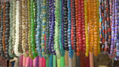 Colorful-necklaces-selling-on-the-market