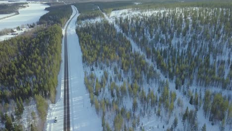 Winter-icy-road-conditions-in-Finnish-Lapland-1