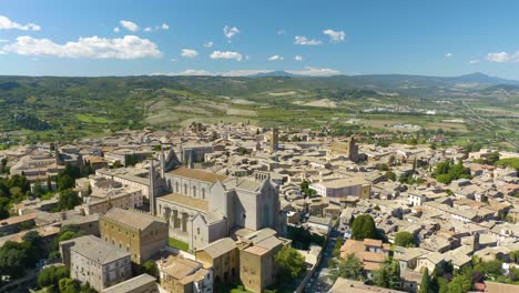 Aerial-View-of-Orvieto-with-Umbrian-Landscape-in-the-Background