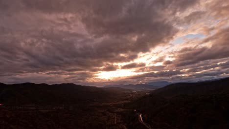Timelapse-clouds-and-sunset
