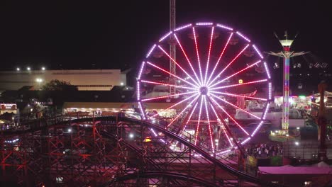 Beleuchtetes-Riesenrad-Auf-Der-Washington-State-Fair-In-Den-Vereinigten-Staaten