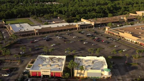 Aerial-view-panning-up-at-Silver-Sands-Outlet-Mall-in-Destin-Florida