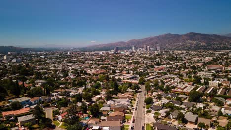 Aerial-hyperlapse-of-Glendale,-Burbank,-and-Los-Angeles,-California