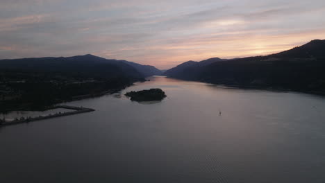 Drone-aerial-of-Columbia-River-Gorge-at-sunset-1