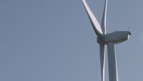 Windturbinen,-Grüne-Technologie,-In-Einem-Kraftwerk-In-Italien-6