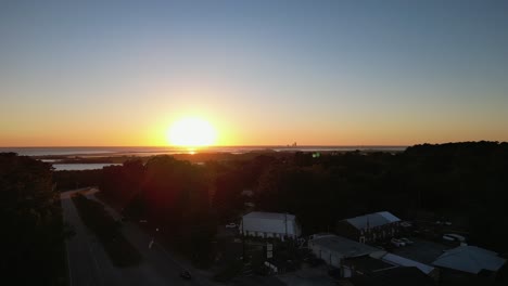 Sonnenuntergang-über-Mobile-Bay-In-Der-Nähe-Von-Spanish-Fort,-Alabama