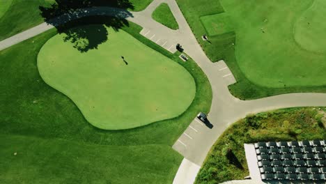 Aerial-Shot-Of-Person-Playing-Golf-In-Private-Club,-Northbrook-,-Illinois,-Chicago