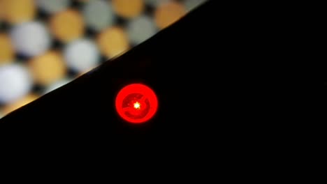 Nahaufnahme-Der-Roten-Led-leuchtdiode-Und-Der-Beleuchtung-Des-Led-paneels-Abstrakter-Hintergrund