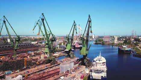 Drone-flying-around-the-cranes-in-the-shipyard