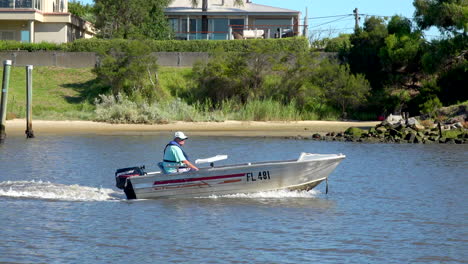 Motor-Boat-gliding-on-water