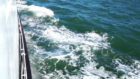 Boat-trip-and-ocean-waves