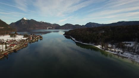 Lago-Walchen-En-Los-Alpes-Bávaros-En-Enero,-Alemania