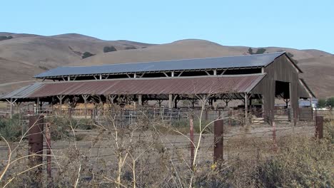 Stables-or-barn-in-California,-USA