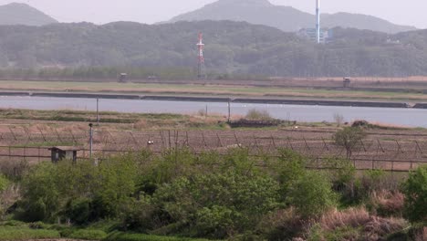 Grenzzaun-Zwischen-Nord--Und-Südkorea-Bei-Imjingak-In-Der-Demilitarisierten-Zone