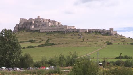 Castillo-De-Spis-En-Eslovaquia,-A-Menudo-En-Los-Sitios-De-Castillos-Más-Grandes-De-Europa-1