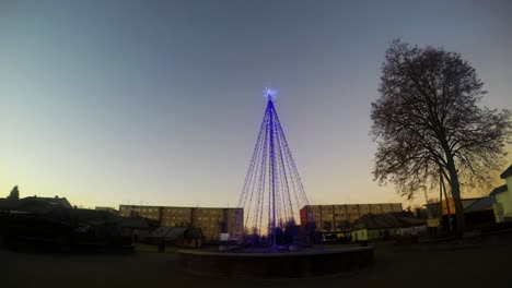 Garland-Christmas-Tree-Decoration.-Time-Lapse