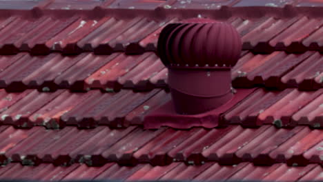 Roof-ventilation-air-fan-spinning-roofing-tiles