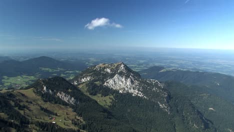 Pan-shot-from-Mount-Wendelstein-towards-northern-alpine-upland,-Bavaria,-Germany