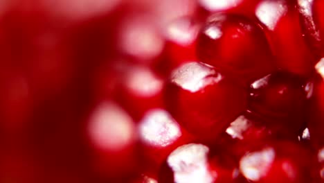 Macro-Close-Up-Of-Pomegranate-Seeds-1