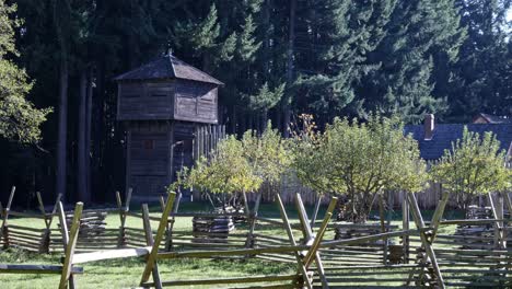 Fort-Nisqually-on-a-sunny-day-in-Washington-State