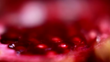 Macro-Close-Up-Of-Pomegranate-Fruit-Seeds-2